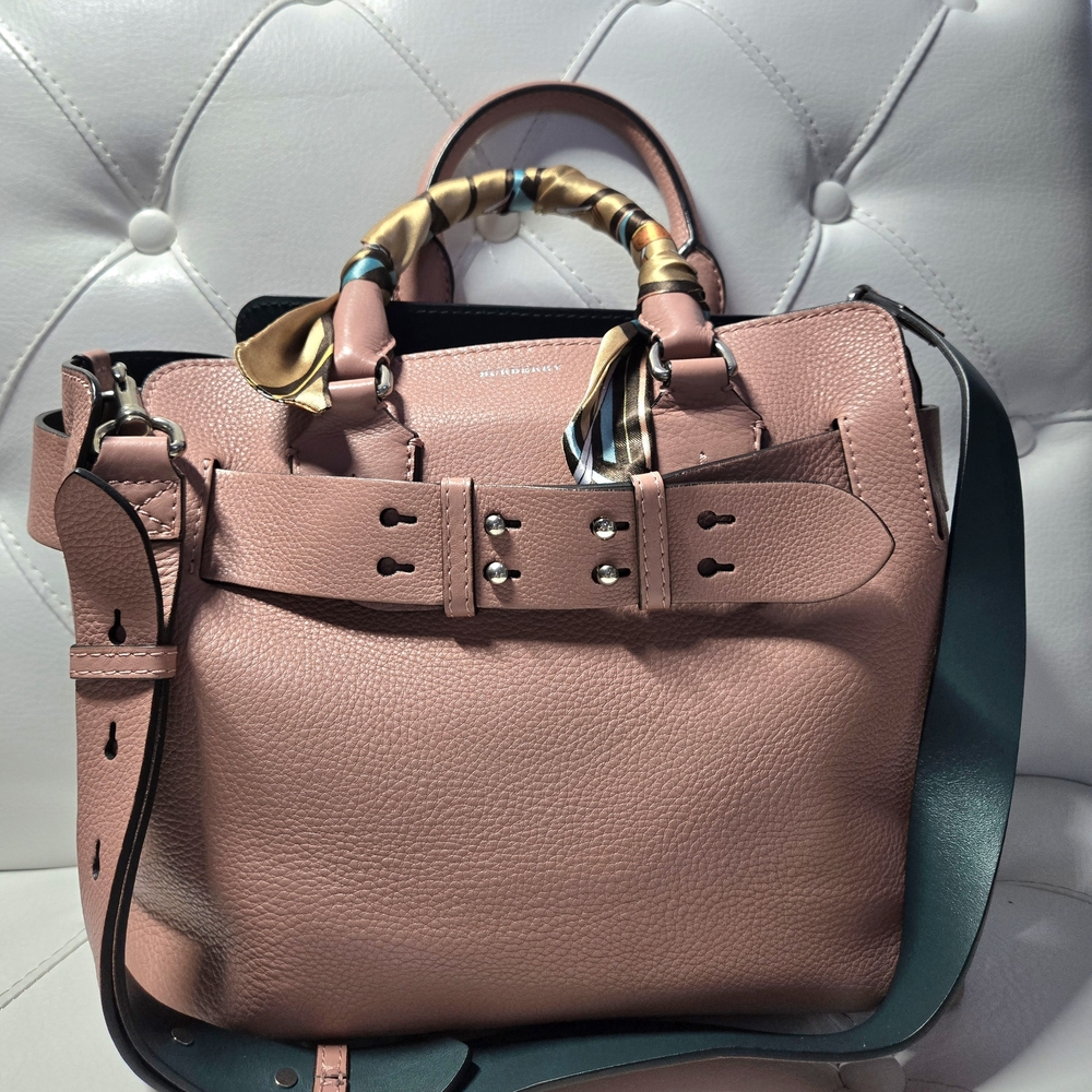 Pre-loved Burbwrry Belt Pink Leather Handbag